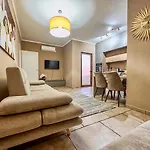 Amos City Center Apartment Tirana
